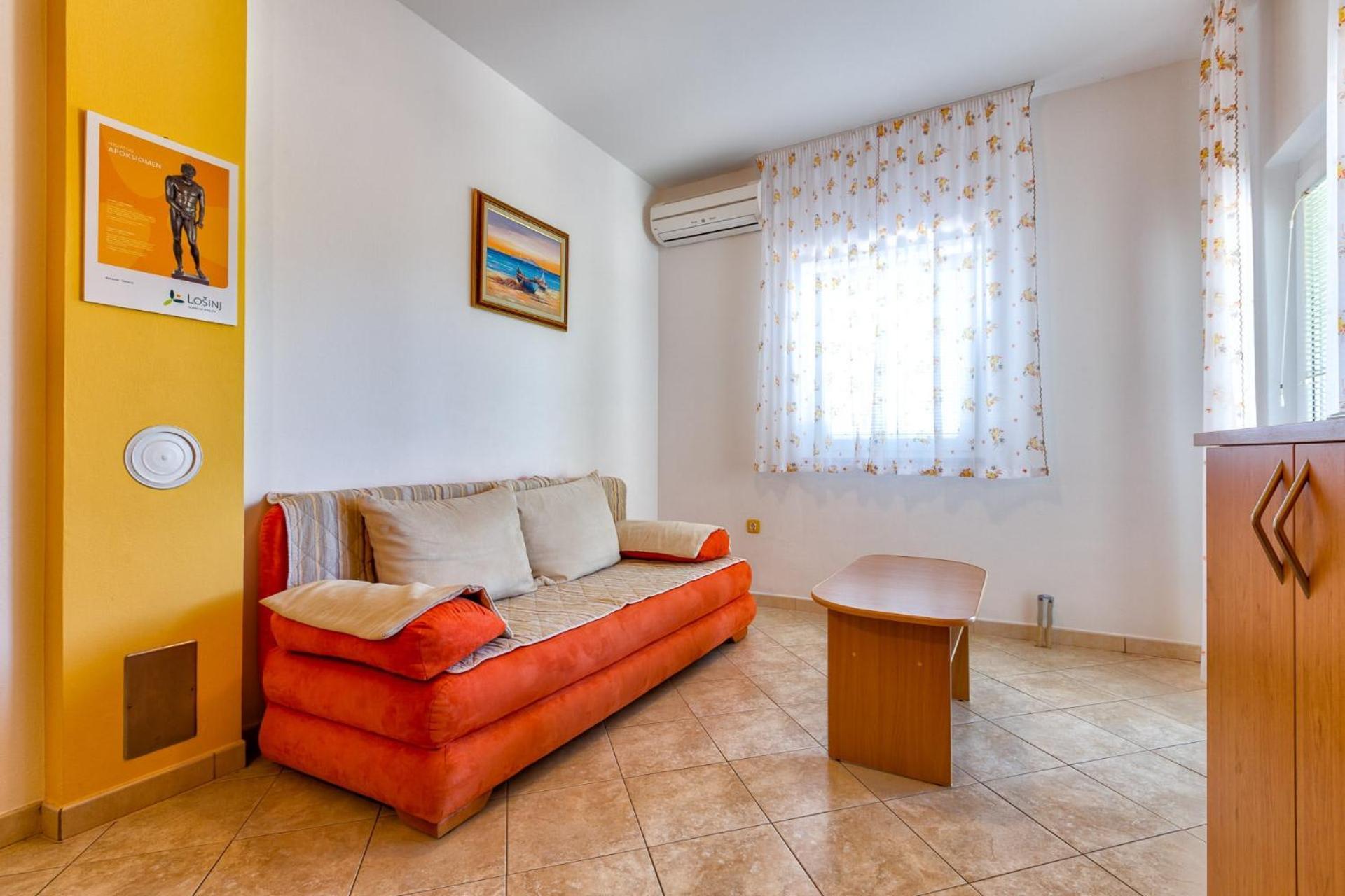 Apartments With A Parking Space Mali Losinj Phòng bức ảnh